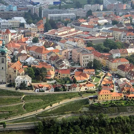 Jaro Hotel Melnik